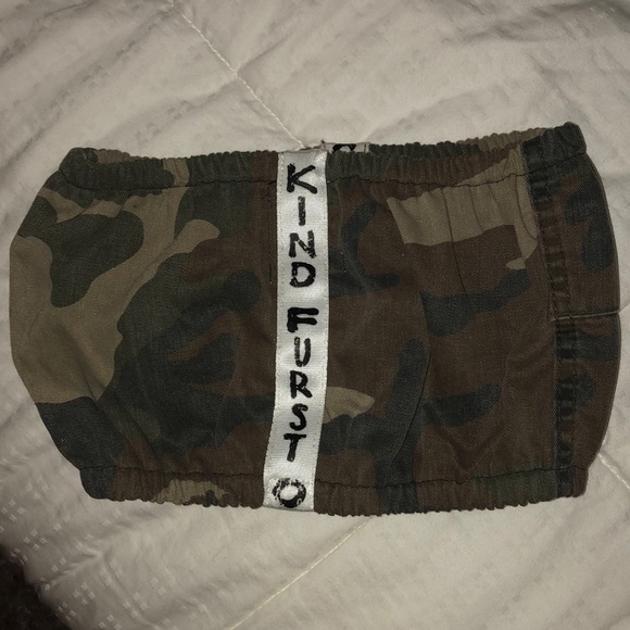 NWOT LF Furst of a Kind Camo Bandeau. - Picture 2 of 3